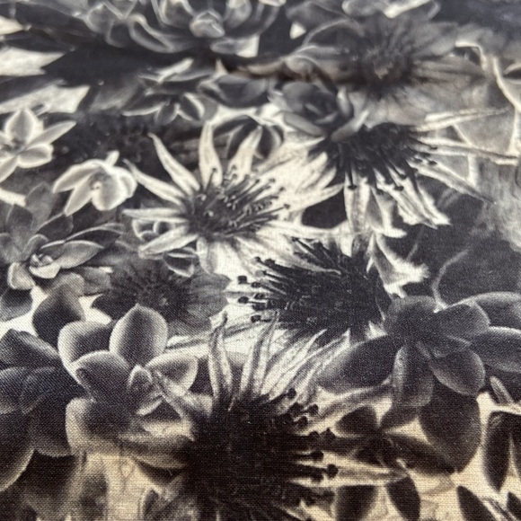 𝅺lululemon Run: Split Singlet Flowabunga Black Angel Wing / Black Size 4 - Picture 11 of 13